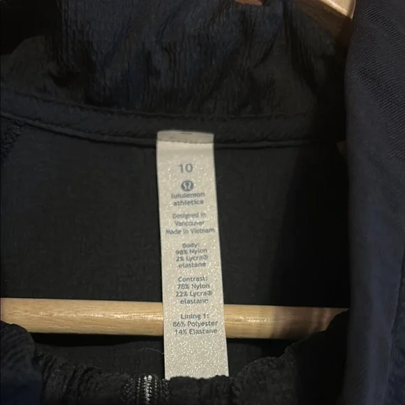 Lululemon Athletica Black Jacket - Picture 2 of 8